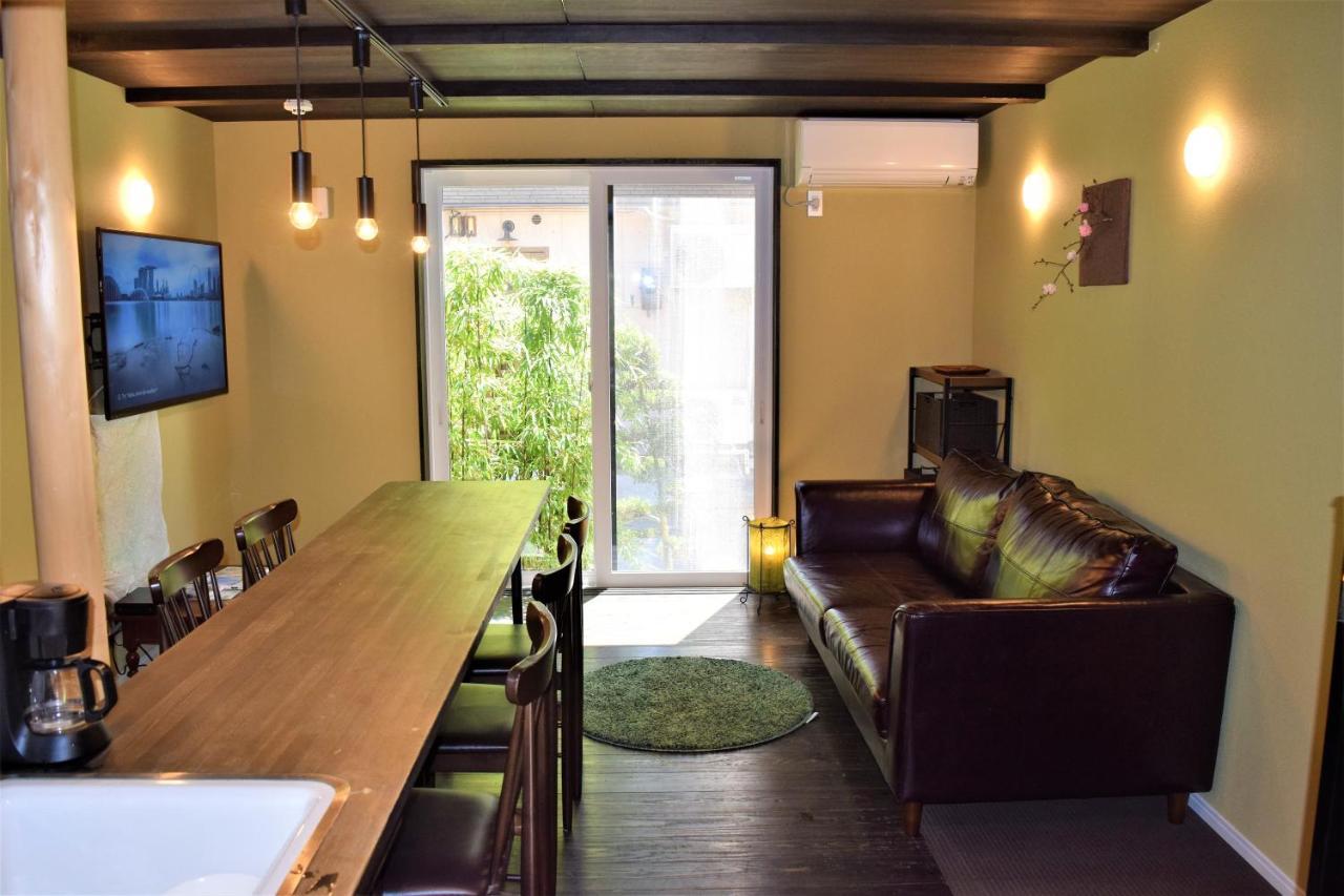 Itomori Apartment Такаяма Екстериор снимка